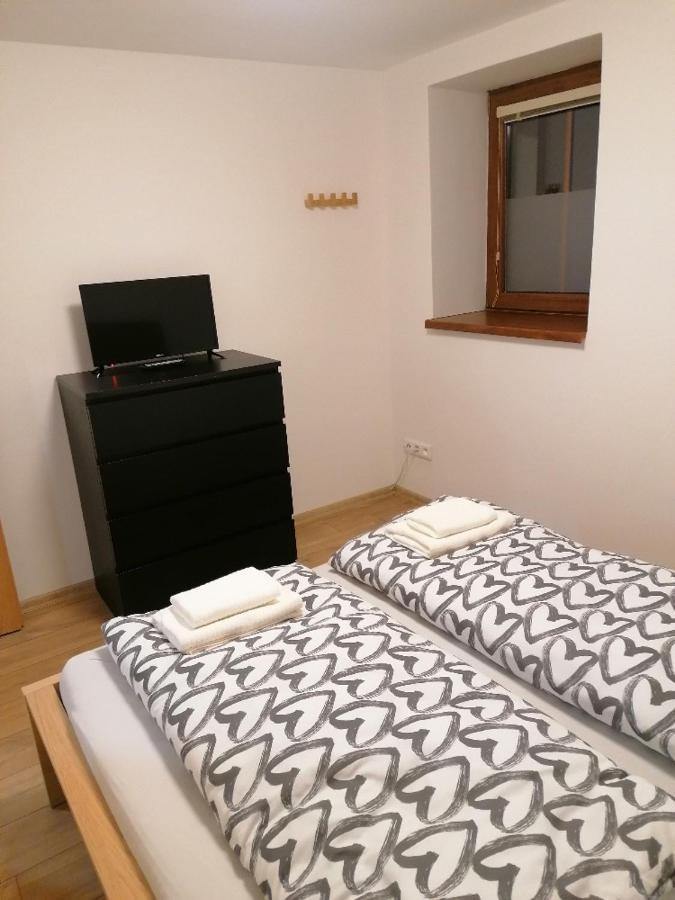 Apartmany Na Namesti Bozi Dar Exterior photo