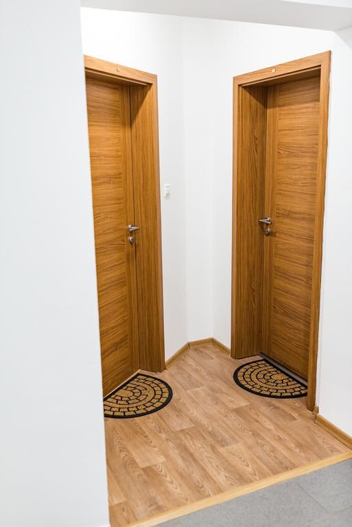 Apartmany Na Namesti Bozi Dar Exterior photo